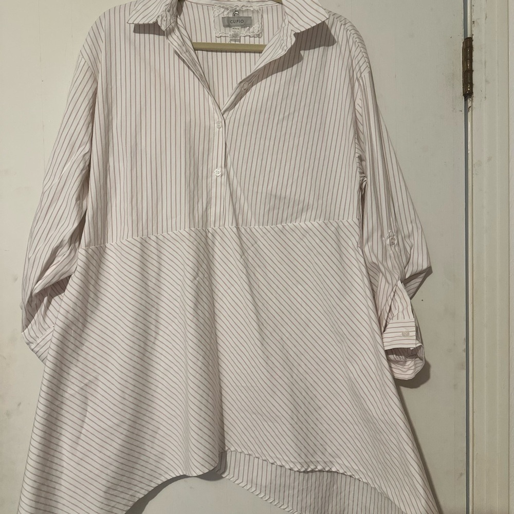Cupio Women's Button Down Shirt - White and Gray Stripes